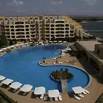 Midia Family Resort, Апартамент Ахелой