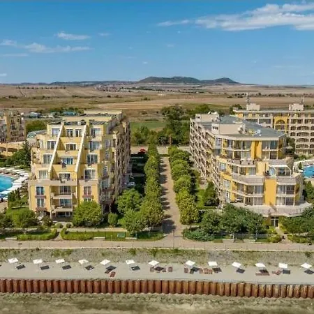 Midia Family Resort, * Aheloj