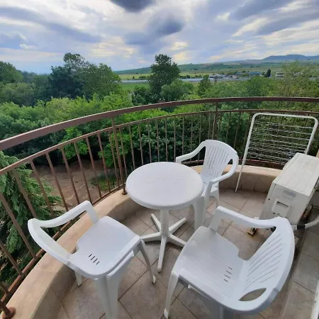 Aparthotel Midia Grand *